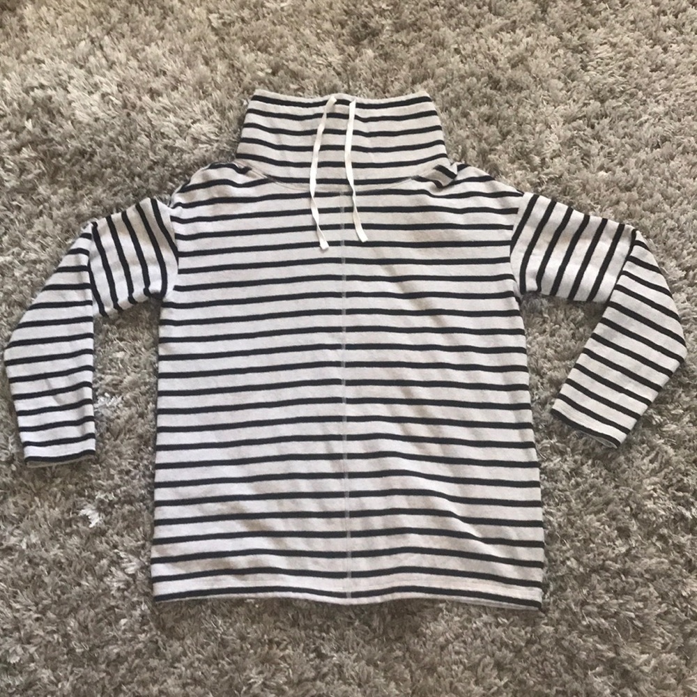 Ann Taylor Loft sweatshirt